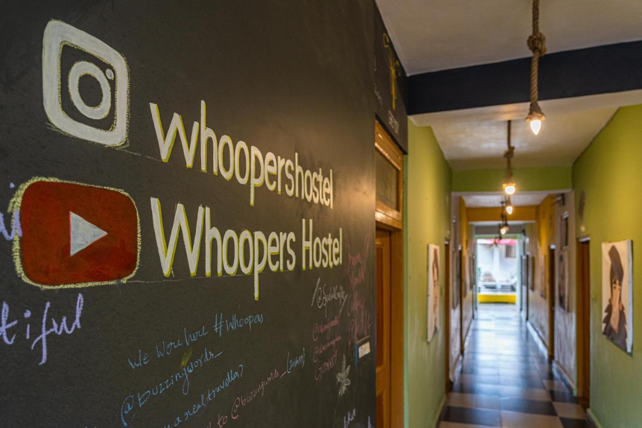 Whoopers Hostel Kasol Exterior photo